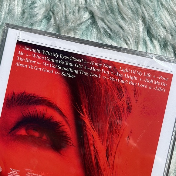 Shania Twain “Now” CD - Picture 3 of 4